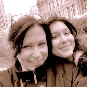 Meet your Posher, Nancy and Macy